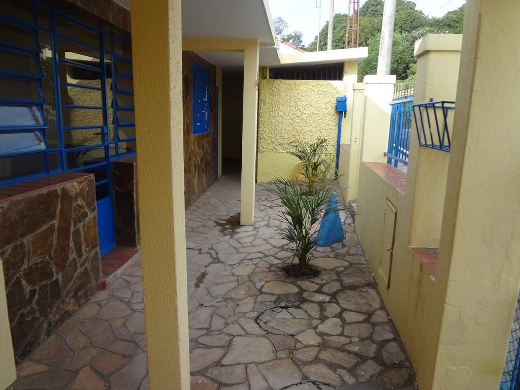Pousada B & B Águas de Lindóia エクステリア 写真